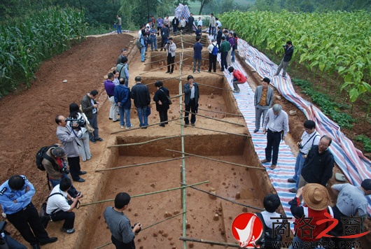 全國考古專家張豁口舊石器遺址現(xiàn)場.JPG